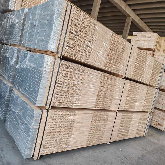 LVL scaffolding plank (1)