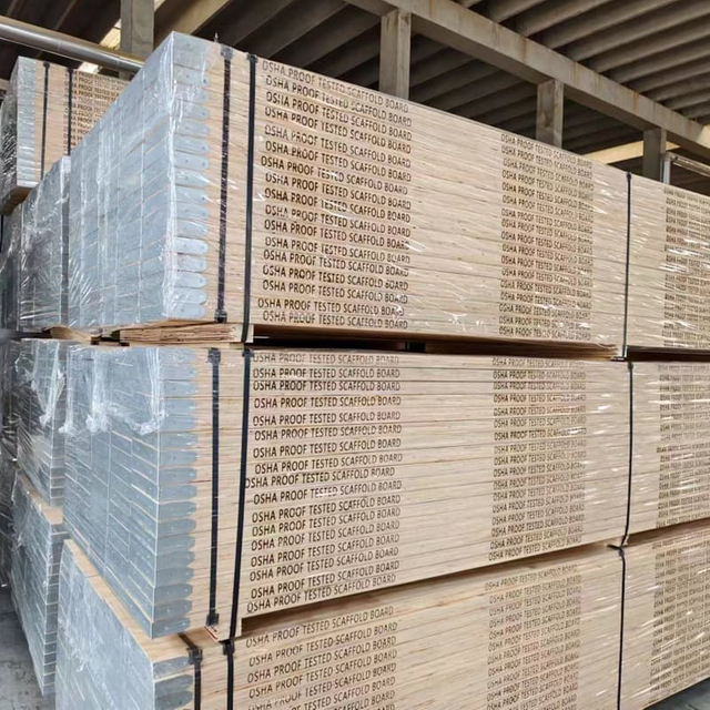 LVL scaffolding plank (2)