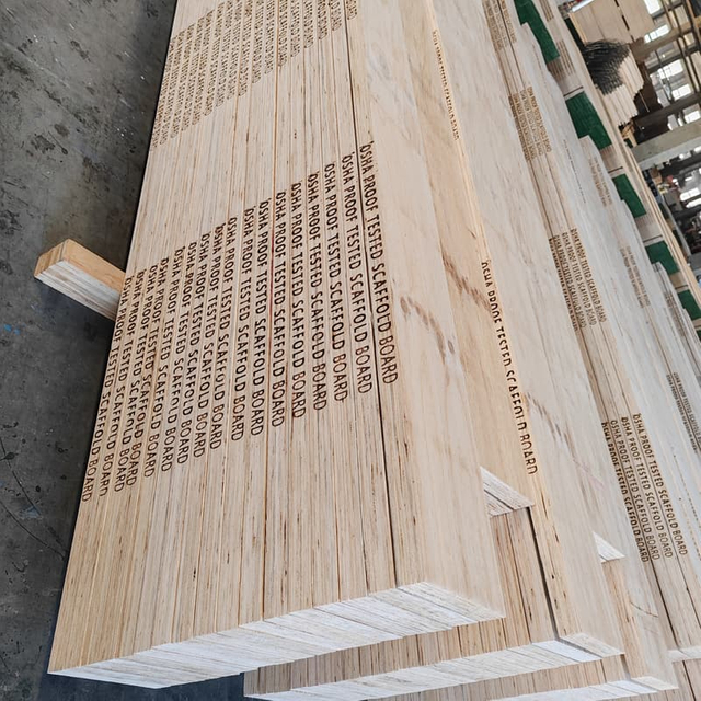 LVL scaffolding plank (3)