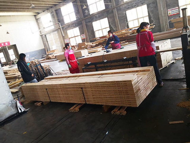 pvc floor manufacturer
