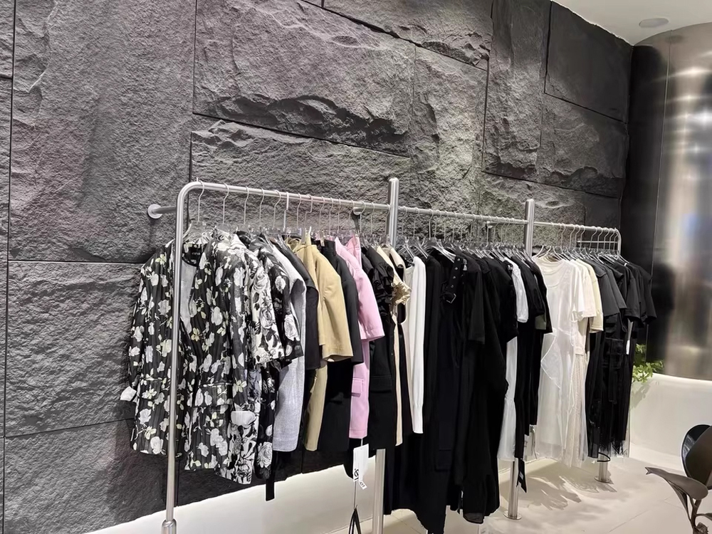PU stone panel application 4.jpg