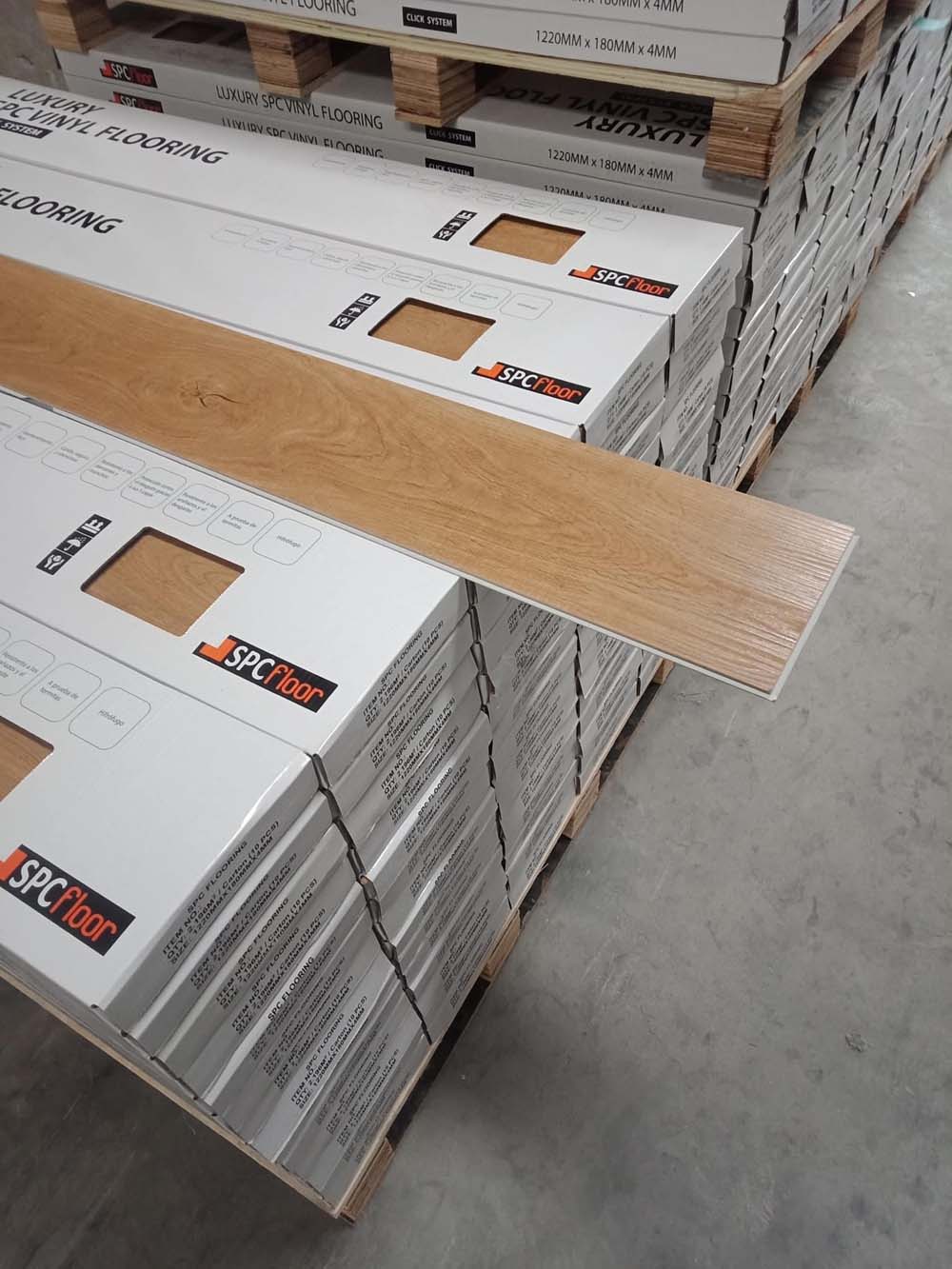 SPC flooring packing.jpg